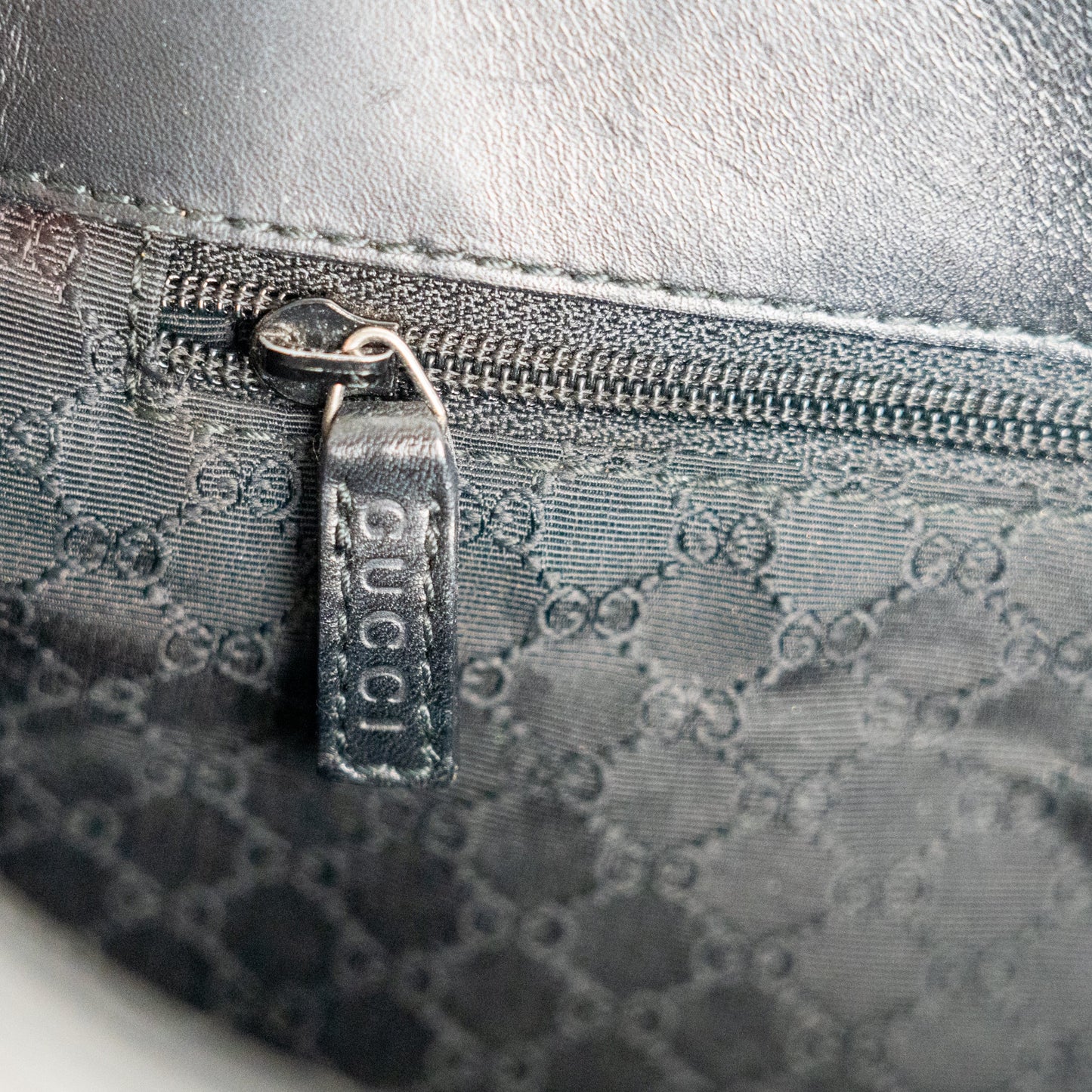 Gucci Black Leather Web Shoulder Tote Bag - St. Luxe