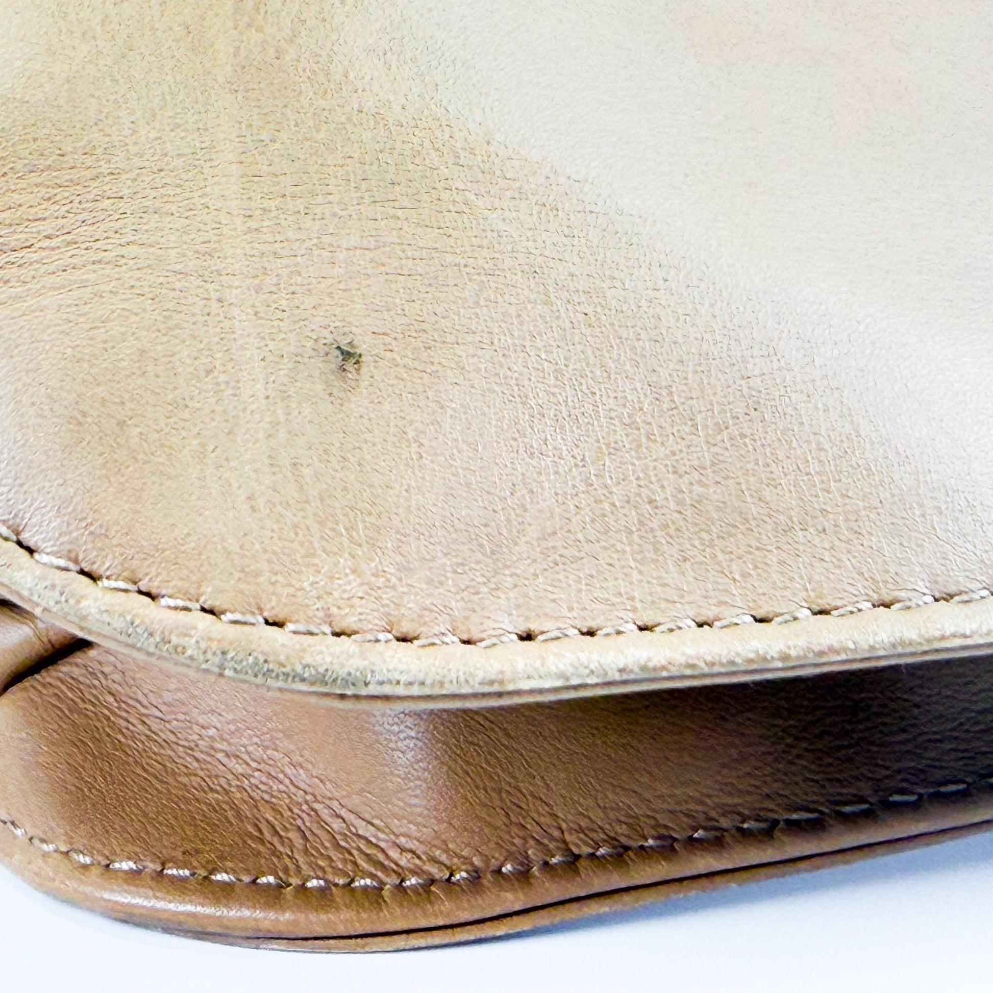 Gucci Jackie Beige Leather Shoulder Bag - St. Luxe