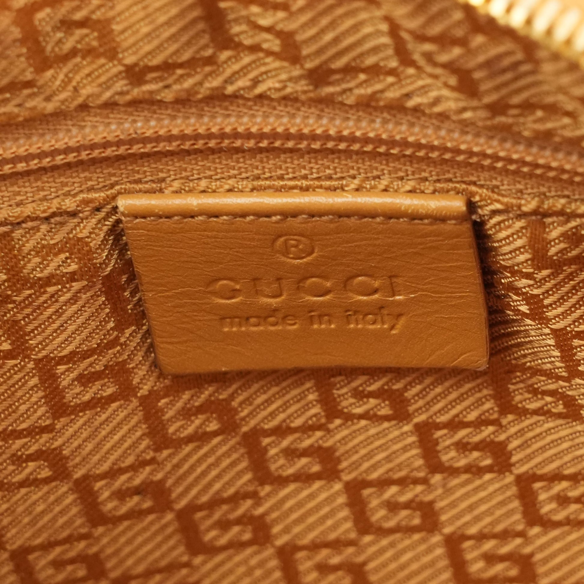 Gucci - Jackie Pink Suede Shoulder Bag - St. Luxe