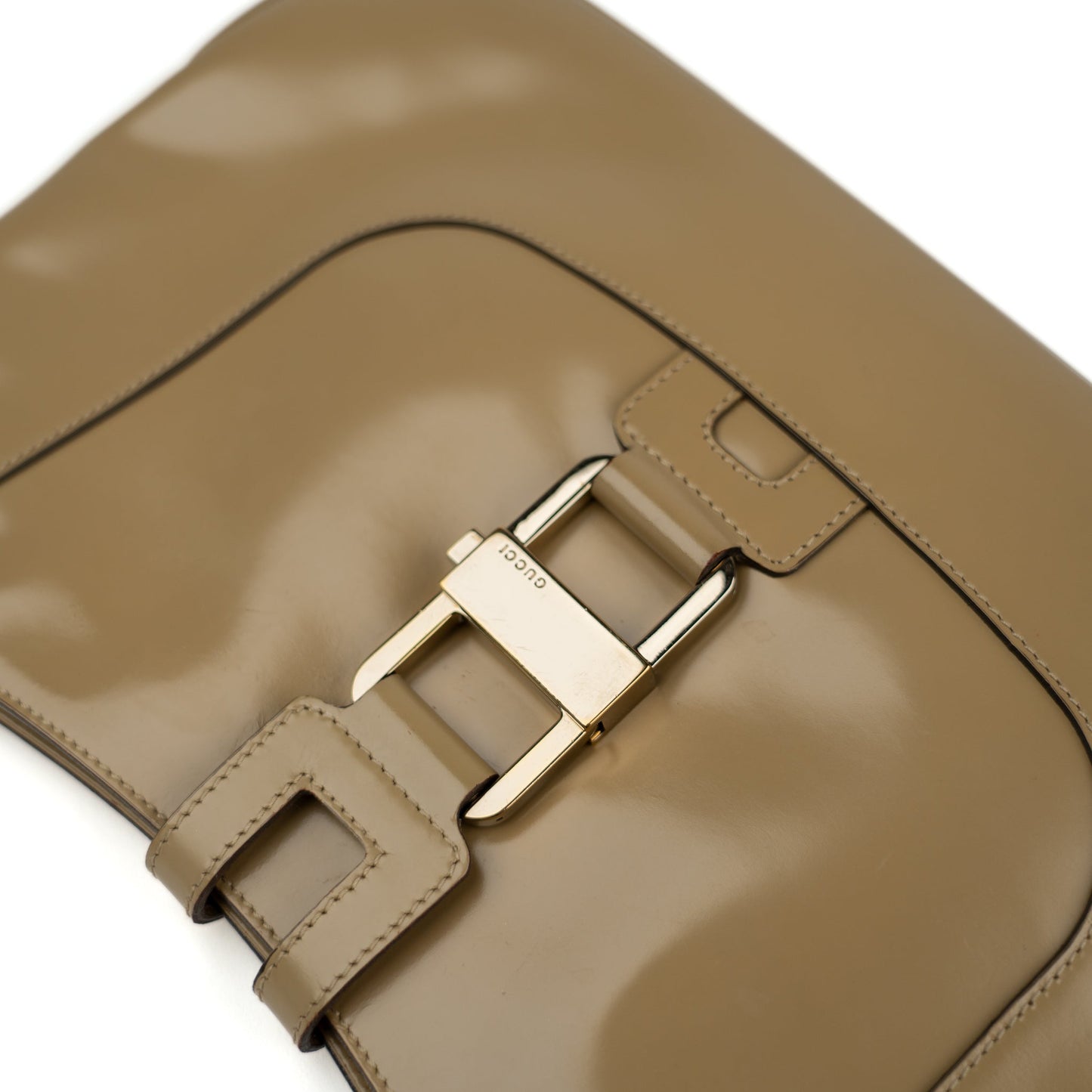Gucci Jackie Shoulder Bag in Beige Gloss Leather - St. Luxe