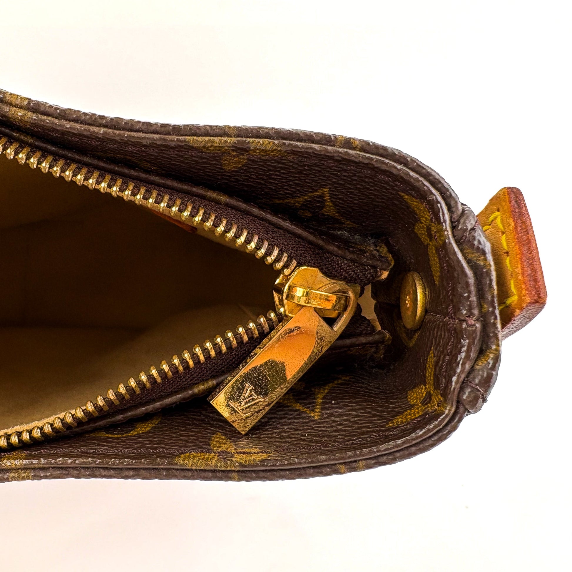 Louis Vuitton Looping GM Monogram - St. Luxe