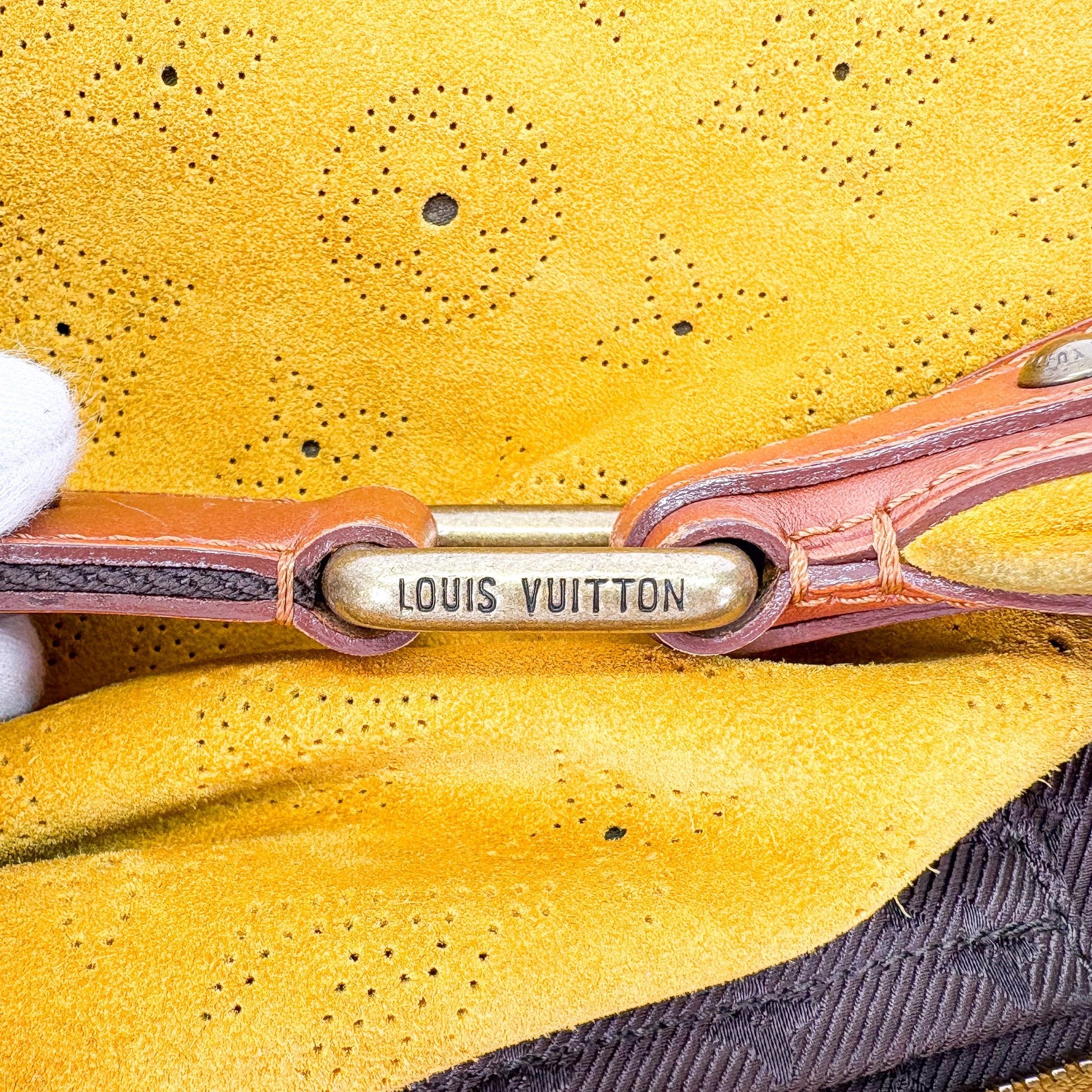 Louis Vuitton Onatah Hobo Bag Safran Suede - St. Luxe