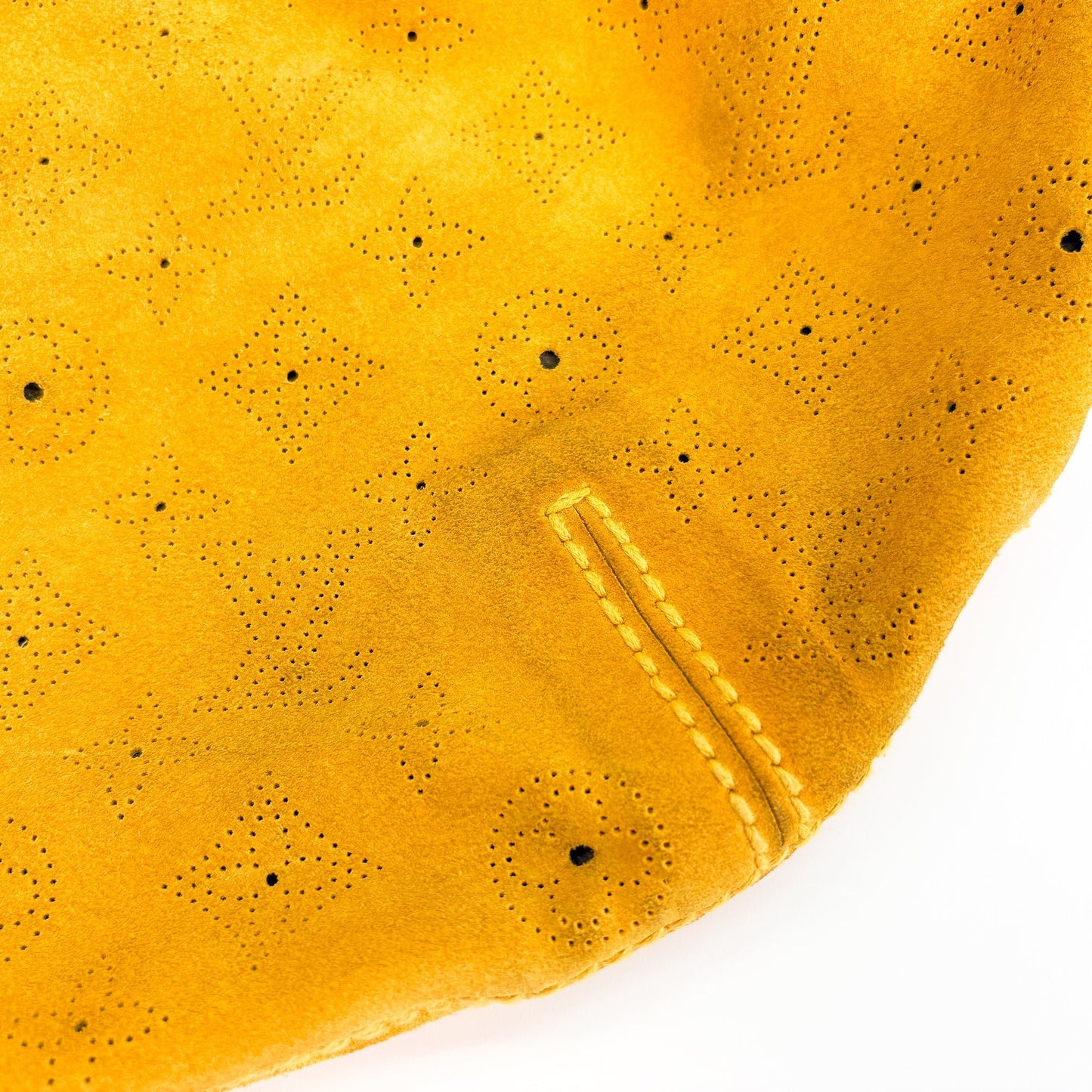 Louis Vuitton Onatah Hobo Bag Safran Suede - St. Luxe