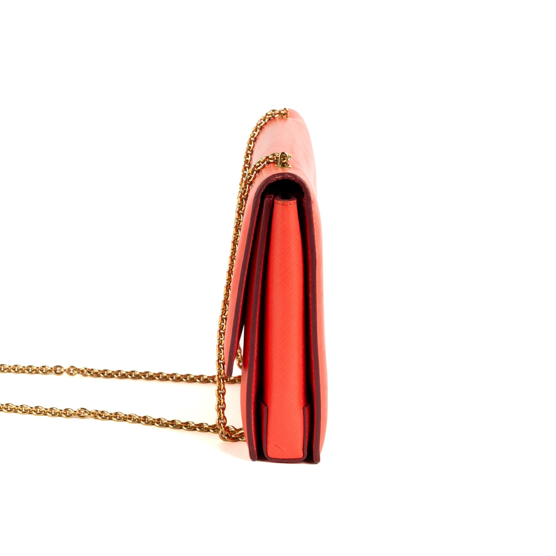Salvatore Ferragamo Vara Bow Chain Shoulder Bag - St. Luxe