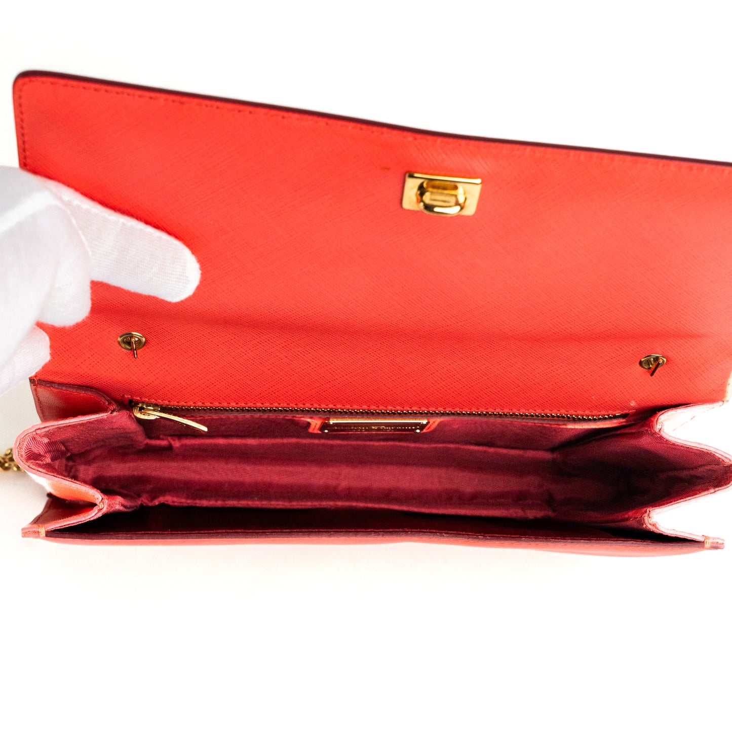 Salvatore Ferragamo Vara Bow Chain Shoulder Bag - St. Luxe